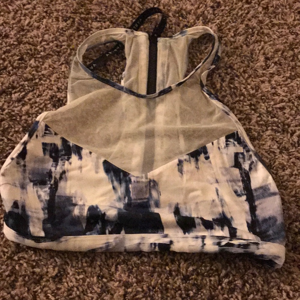 Sports bra